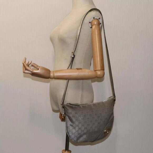 GUCCI GG Canvas Shoulder Bag Silver Auth 71301 - Picture 16 of 16